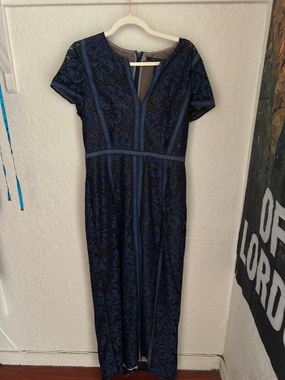 BCBGMaxAzria Navy Blue Floral Lace V-Neck Maxi Dress